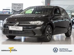 Deep black perleffekt Gebraucht 2023 VW Polo Move Limousine | 17.220 € (Superpreis)