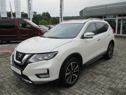 Weiß Gebraucht 2017 Nissan X-Trail Tekna SUV | 20.990 € (Fairer Preis)