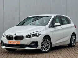 Weiß Gebraucht 2020 BMW 216 Active Tourer Luxury Line Van / Kleinbus | 17.210 € (Guter Preis)