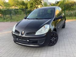 Schwarz Gebraucht 2006 Renault Clio II Limousine | 2.990 €