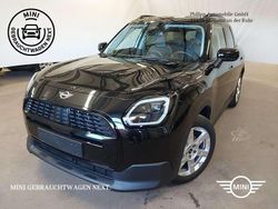 Midnight black metallic Gebraucht 2024 Mini One D Countryman SUV | 36.790 €