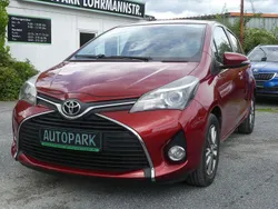 Rot Gebraucht 2015 Toyota Yaris Comfort Kleinwagen | 8.990 € (Etwas zu teuer)