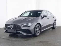 Grau Gebraucht 2024 Mercedes CLA250 AMG Limousine | 42.500 € (Fairer Preis)