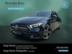 Lack kosmosschwarz Gebraucht 2020 Mercedes A250 AMG Limousine | 26.660 € (Fairer Preis)