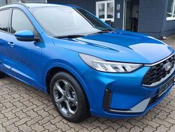 Blau Gebraucht 2024 Ford Kuga ST-Line SUV | 26.490 € (Superpreis)