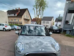 Grau Gebraucht 2017 Mini Cooper Kleinwagen | 11.299 € (Superpreis)
