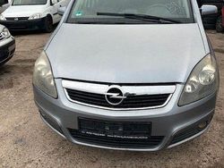 Silber Gebraucht 2007 Opel Zafira Edition Van / Kleinbus | 1.490 € (Guter Preis)