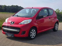 Rouge scarlet Gebraucht 2009 Peugeot 107 Filou Kleinwagen | 2.790 € (Fairer Preis)