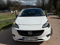 Weiß Gebraucht 2017 Opel Corsa Kleinwagen | 8.000 € (Etwas zu teuer)