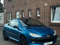 Blau Gebraucht 2002 Peugeot 206 CC Cabrio | 1.299 € (Fairer Preis)