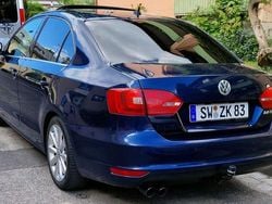 Blau Gebraucht 2011 VW Jetta Highline Limousine | 5.500 € (Guter Preis)