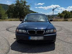 Blau Gebraucht 2003 BMW 316 Limousine | 3.500 € (Teuer)