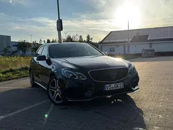 Schwarz Gebraucht 2014 Mercedes E250 Limousine | 28.000 €