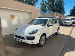 Weiß Gebraucht 2013 Porsche Cayenne SUV | 21.300 € (Fairer Preis)