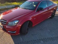 Rot Gebraucht 2013 Mercedes C250 Coupé | 12.200 € (Fairer Preis)