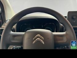 Grau Gebraucht 2023 Citroën e-Berlingo Live Van / Kleinbus | 21.680 € (Fairer Preis)