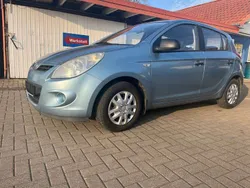 Blau (metallic) Gebraucht 2009 Hyundai i20 Limousine | 2.650 € (Teuer)