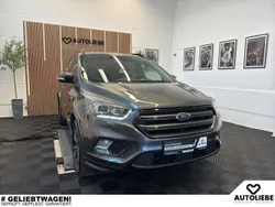 Grau Gebraucht 2018 Ford Kuga ST-Line SUV | 19.750 € (Etwas zu teuer)