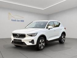 Weiß Gebraucht 2022 Volvo XC40 Core SUV | 21.950 € (Guter Preis)