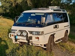 Weiß Gebraucht 1991 Mitsubishi L300 Van / Kleinbus | 17.200 €