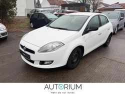 Weiß Gebraucht 2014 Fiat Bravo Street Kleinwagen | 5.999 € (Teuer)