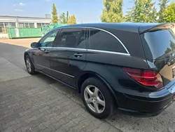 Schwarz Gebraucht 2010 Mercedes R320 Van / Kleinbus | 9.700 € (Fairer Preis)