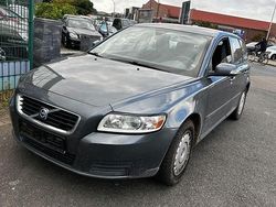 Grau Gebraucht 2007 Volvo V50 Kombi | 1.400 € (Fairer Preis)