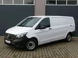 Arktikweiss Gebraucht 2023 Mercedes Vito Van / Kleinbus | 32.490 € (Superpreis)