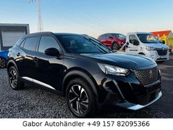 Schwarz Gebraucht 2021 Peugeot 2008 Allure SUV | 11.900 € (Guter Preis)