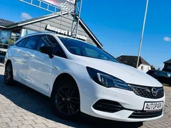 Weiß Gebraucht 2022 Opel Astra Design & Tech Kombi | 16.485 € (Guter Preis)