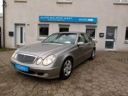 Silber Gebraucht 2003 Mercedes E220 Limousine | 4.390 € (Etwas zu teuer)
