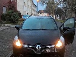 Schwarz Gebraucht 2014 Renault Clio GrandTour Kombi | 5.999 € (Guter Preis)