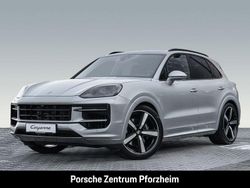 Dolomitsilbermetallic Gebraucht 2024 Porsche Cayenne SUV | 111.480 € (Teuer)