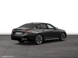 Grau Gebraucht 2025 BMW 530e M Sport Limousine | 68.185 € (Teuer)