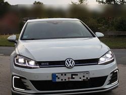 Weiß Gebraucht 2017 VW Golf VII GTE Limousine | 17.000 € (Fairer Preis)