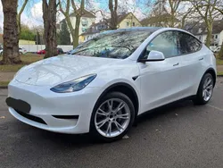 Weiß Gebraucht 2023 Tesla Model Y SUV | 32.700 € (Guter Preis)