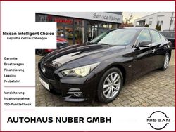Black metallic (metallic) Gebraucht 2016 Infiniti Q50 Premium Limousine | 11.990 € (Guter Preis)