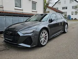 Grau Gebraucht 2023 Audi RS6 Ambiente Kombi | 102.999 €