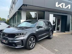 Grau Gebraucht 2023 Kia Sorento Platinum SUV | 39.900 € (Fairer Preis)