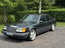 Gebraucht 1990 Mercedes E300 Limousine | 9.000 €