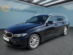 Schwarz Gebraucht 2023 BMW 318 Kombi | 27.699 € (Fairer Preis)