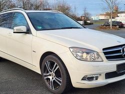 Weiß Gebraucht 2011 Mercedes C220 Avantgarde Kombi | 9.500 € (Guter Preis)