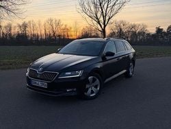Schwarz Gebraucht 2018 Skoda Superb Active Kombi | 10.499 € (Guter Preis)