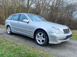 Silber Gebraucht 2004 Mercedes C270 Avantgarde Kombi | 2.290 € (Fairer Preis)