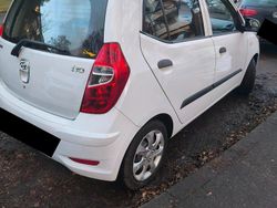 Weiß Gebraucht 2012 Hyundai i10 Kleinwagen | 2.499 €