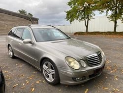Gold Gebraucht 2008 Mercedes E280 Sport Kombi | 2.200 €