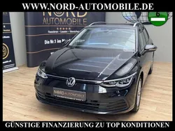 Deep black perleffek (metallic) Gebraucht 2022 VW Golf VIII Life Kombi | 19.900 € (Fairer Preis)