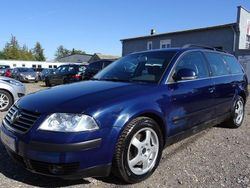 Blau Gebraucht 2004 VW Passat Comfortline Kombi | 1.390 € (Superpreis)