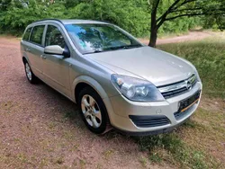 Grau Gebraucht 2005 Opel Astra Kombi | 1.500 € (Fairer Preis)