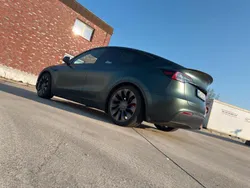 Schwarz Gebraucht 2024 Tesla Model Y Performance SUV | 48.000 € (Fairer Preis)